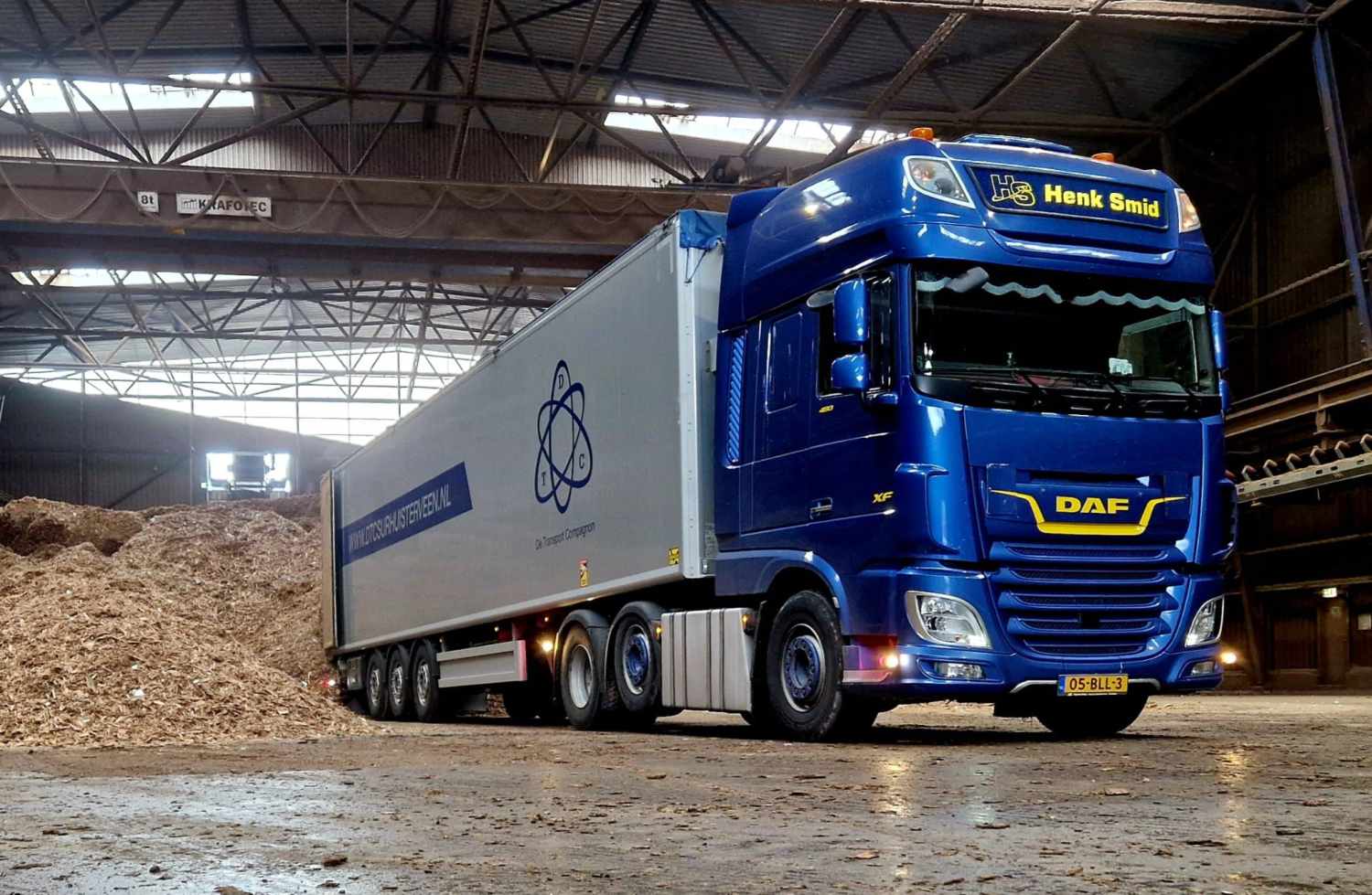 Walking floor van DTC in bedrijfshal